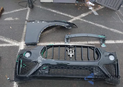 2022 Maserati Levante Gt z USA, uszkodzony, nr VIN ZN661XUA8NX388322